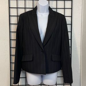 BCBGMAXAZRIA - Woman’s Striped Blazer | Size M